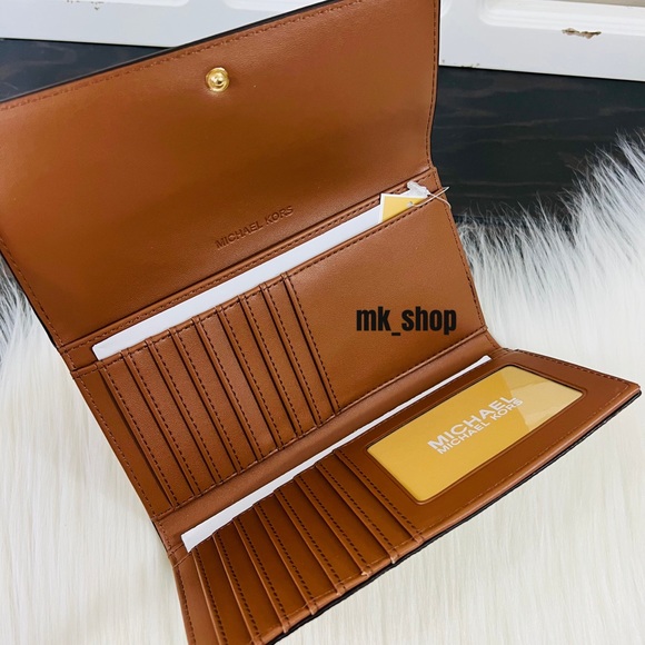 Michael Kors Jet Set Travel Large Trifold Wallet - Picture 8 of 16